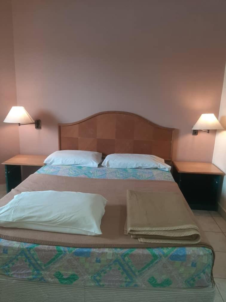 Seri Bulan Condo Port Dickson Kültér fotó