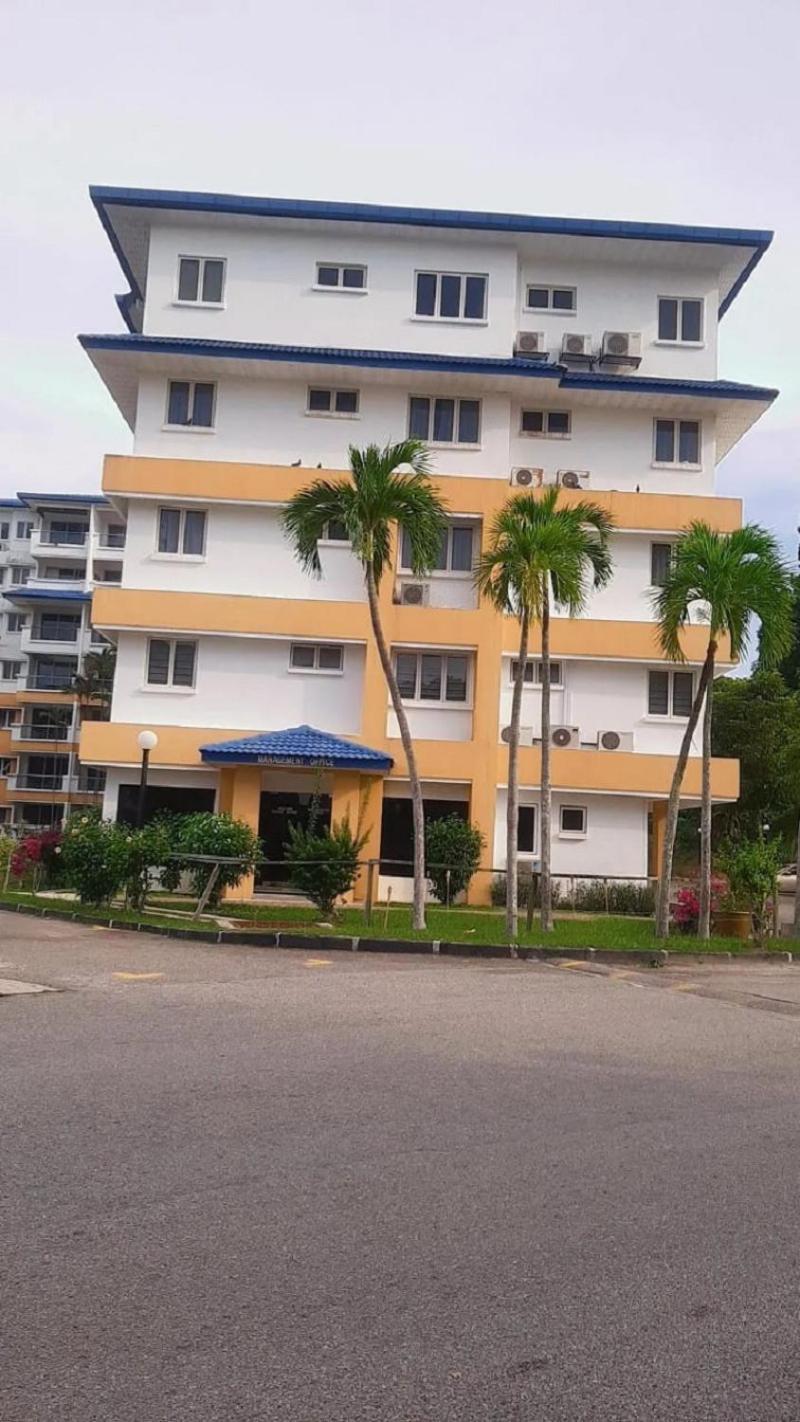 Seri Bulan Condo Port Dickson Kültér fotó